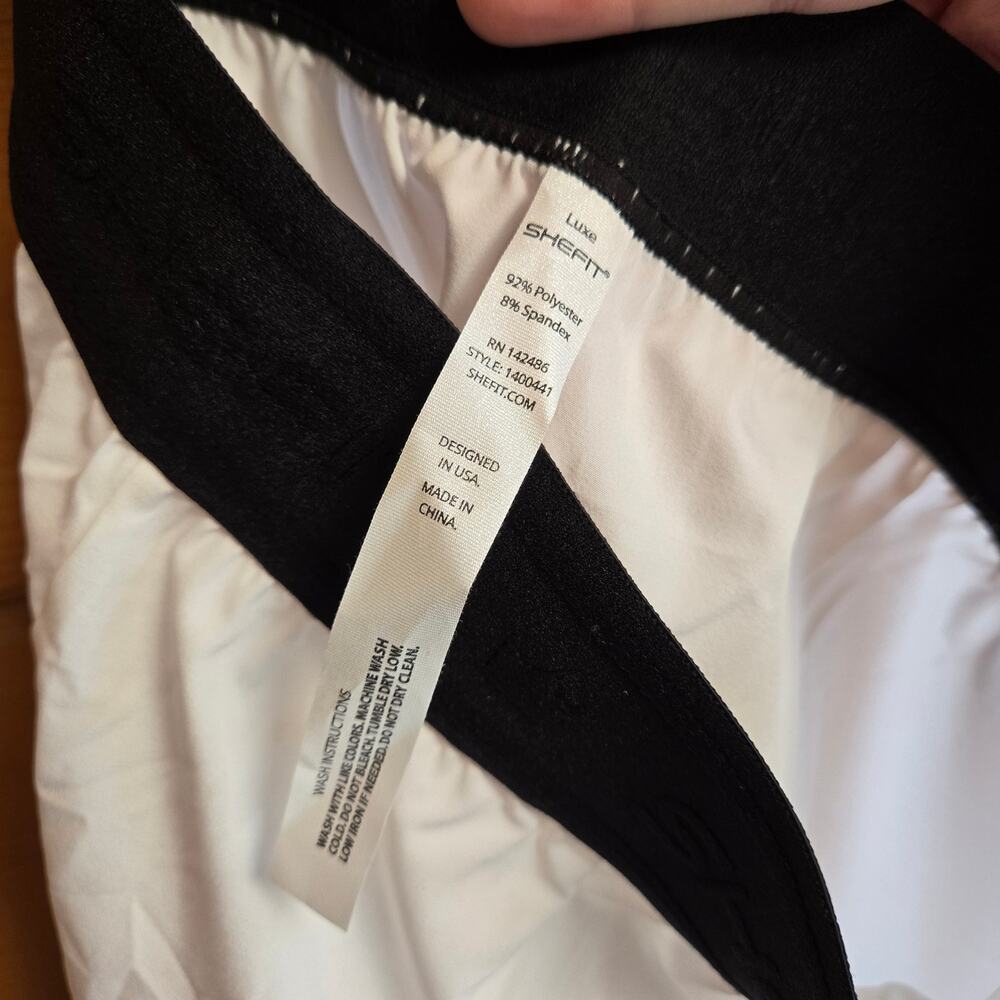 Shefit Luxe Running Shorts NWT L White Butterfly Athleisure Workout Yoga Gym - Picture 6 of 6